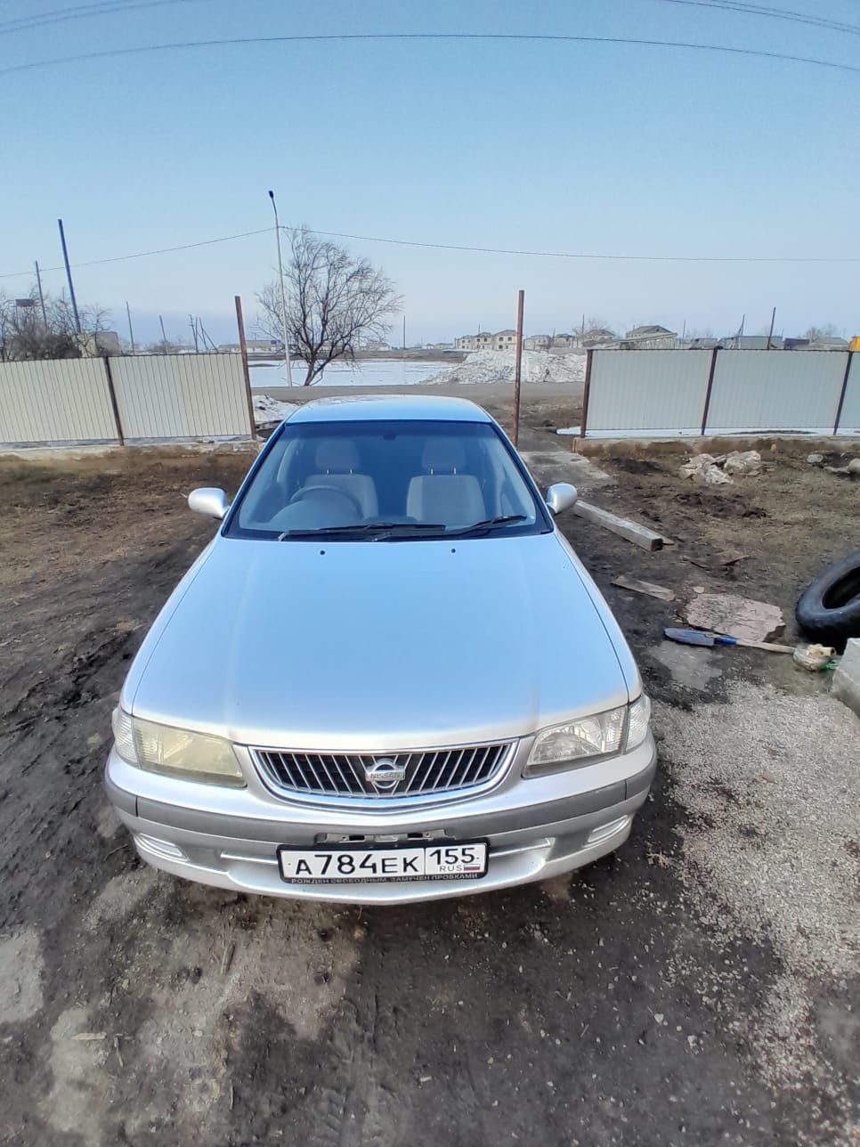 Nissan sunny 2002 год