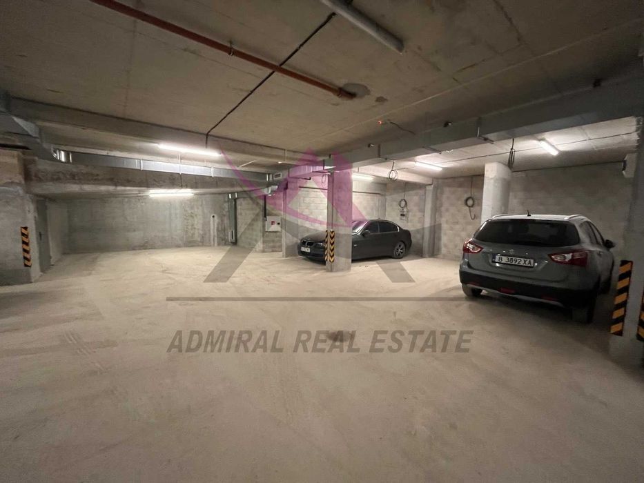 Продава се Гараж / Паркомясто в Варна, Левски - 13 кв.м за 2077 €/кв.м - Снимка #2
