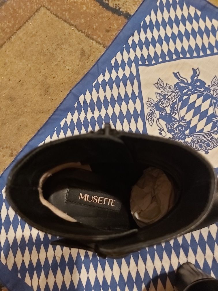 Botine piele stare excelentă firma Musette