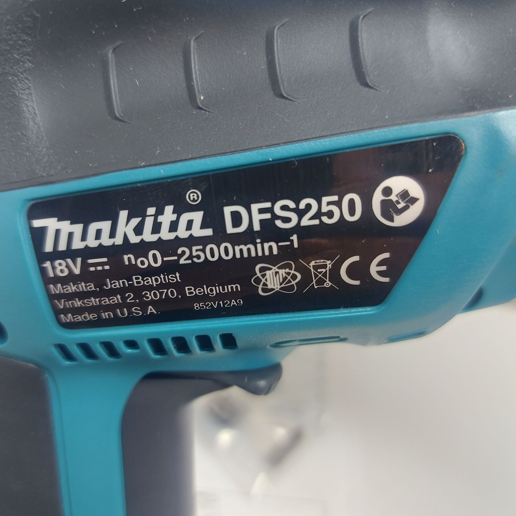 Makita DFS250Z акумулаторен винтоверт за гипсокартон