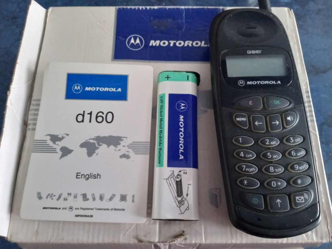 Vând Motorola D160  de colectie