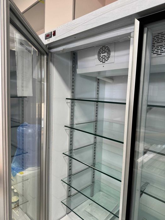 Uch eshikli sovutgich-vitrina — supermarket uchun ideal, Electro Steel