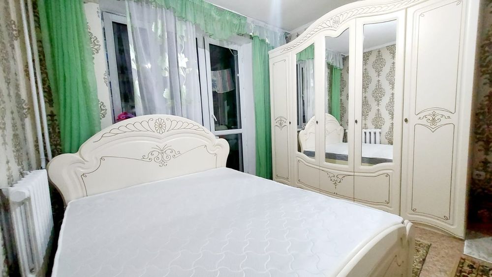 Спальный гарнитур