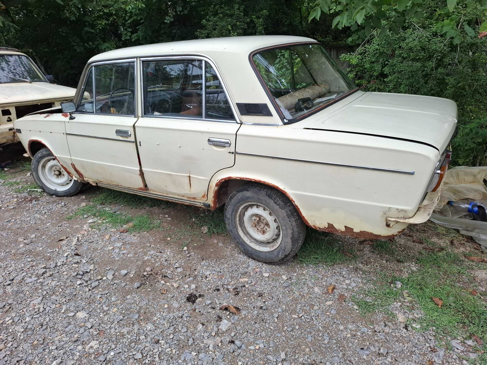 Лада 1500 с на части
