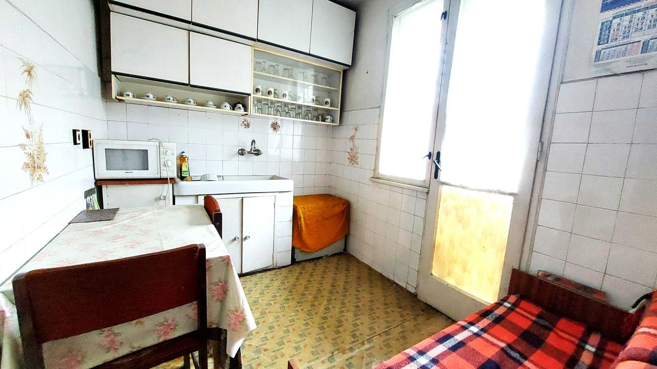 Продава се Двустаен апартамент в Трявна - 65 кв.м за 1154 €/кв.м - Снимка #2