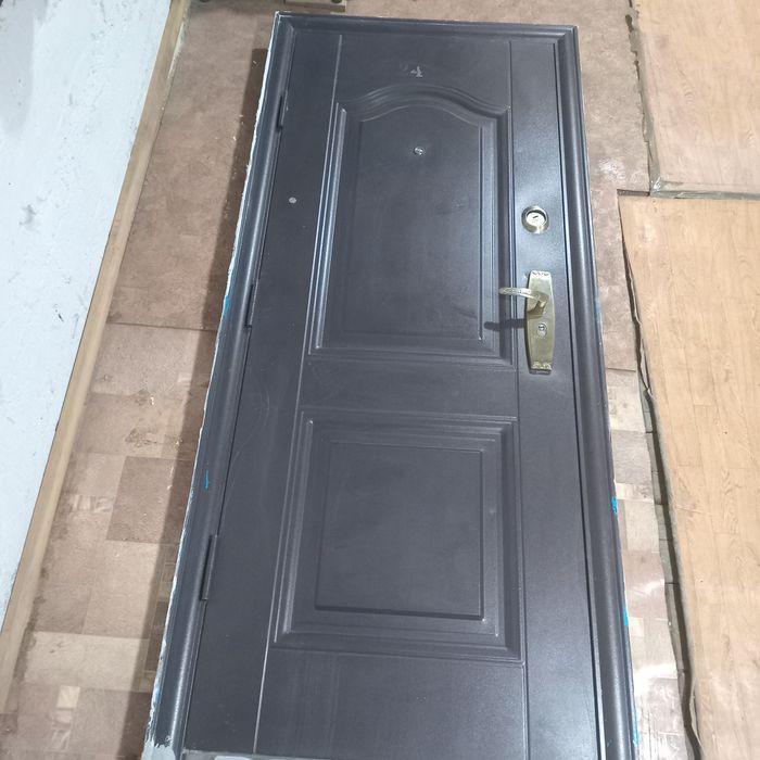 Дверь металическая входная