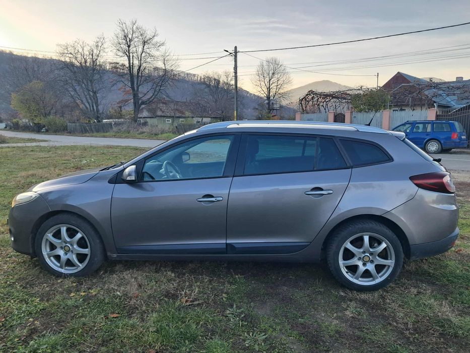 Vând Renault Megane