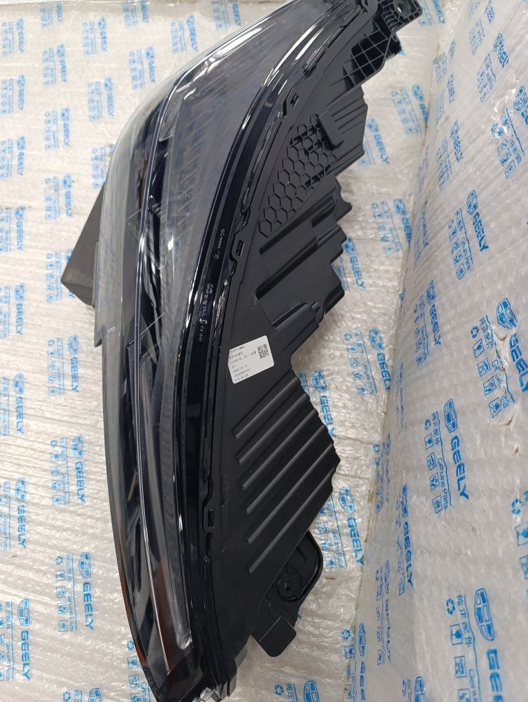 Фара в сборе Changan CS55 plus