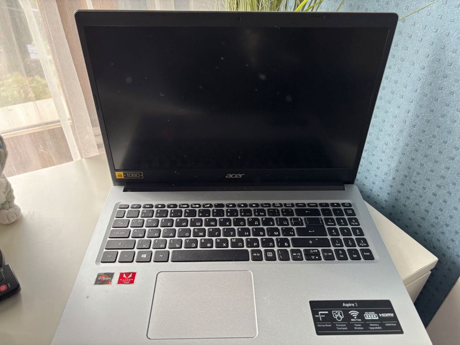 Лаптоп ACER перфектен