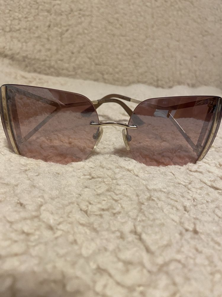 дамски слънчеви очила Guess