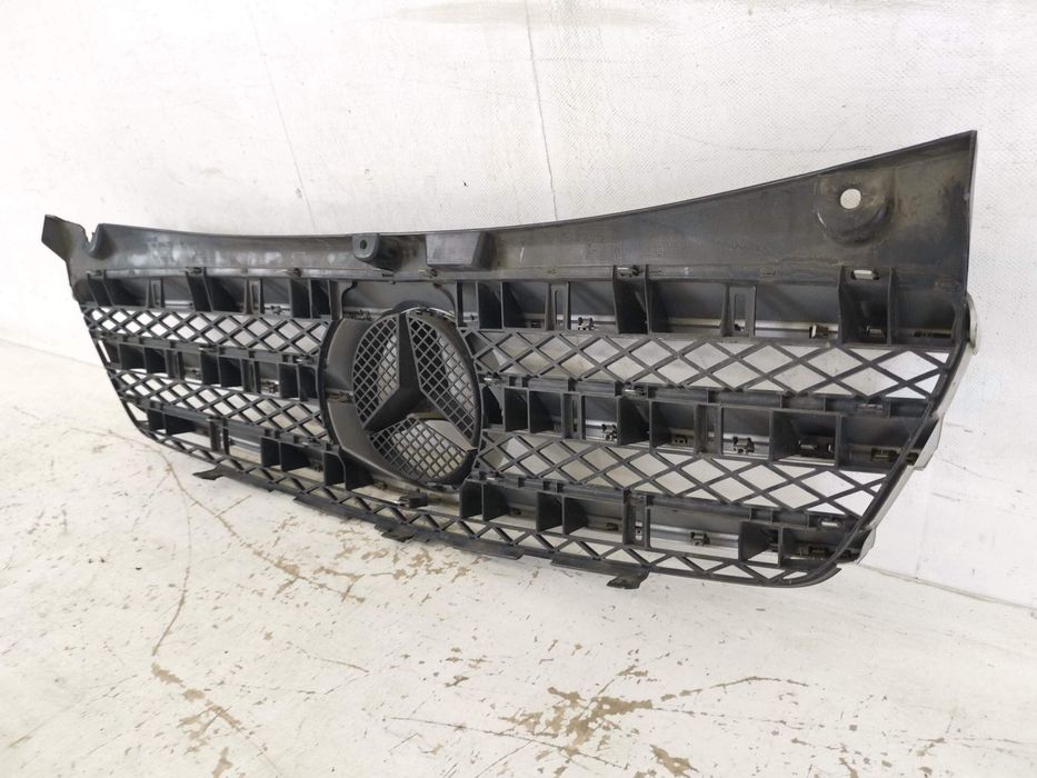 Радиаторна решетка Мерцедес-Бенц Вито / Mercedes-Benz Vito W639 [фейсл