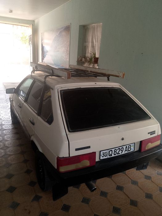 Лада 2109 цвет бержывий год 1988 газ пропан.