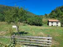 Casa de vanzare la munte in comuna Cornereva + teren 25000 m2