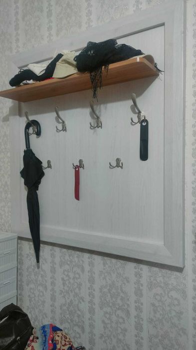 Мебель для прихожки из трех составляющих