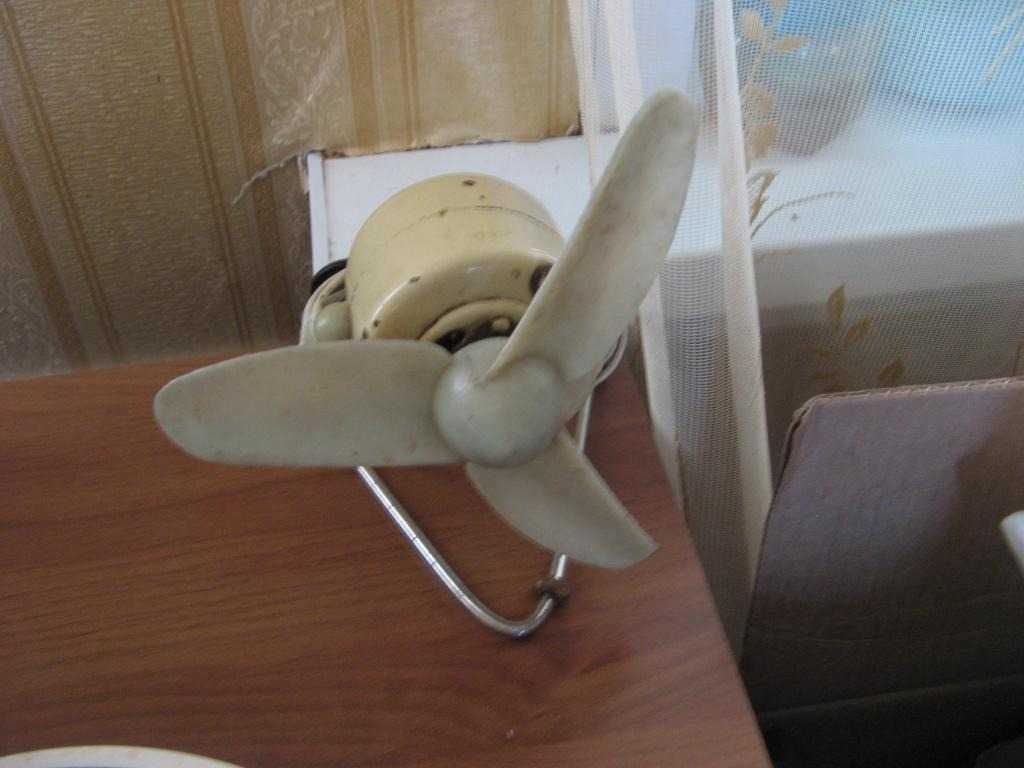 Меняю настольный вентилятор СССР 59 года еще работает