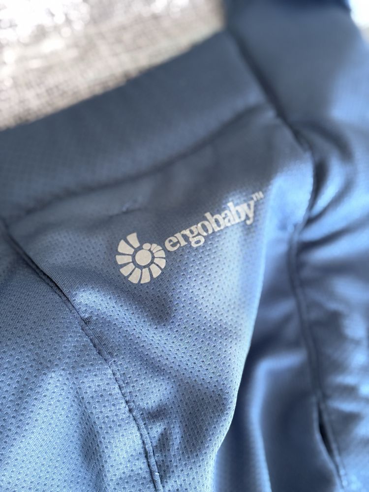 Ergobaby Embrace Soft Air