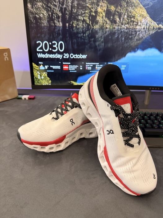 On Cloudmonster 2 Ivory/Red