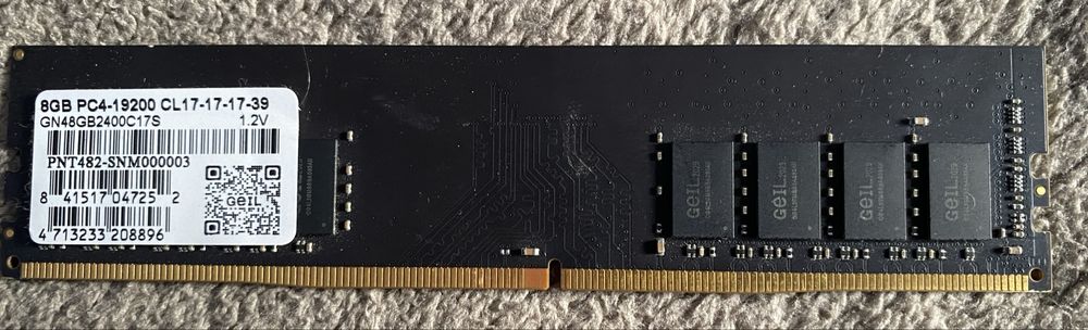 Оперативная память DDR4 8GB 2шт 2800мгц