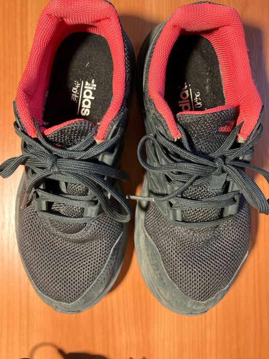 маратонки Nike Air Max ,Adidas