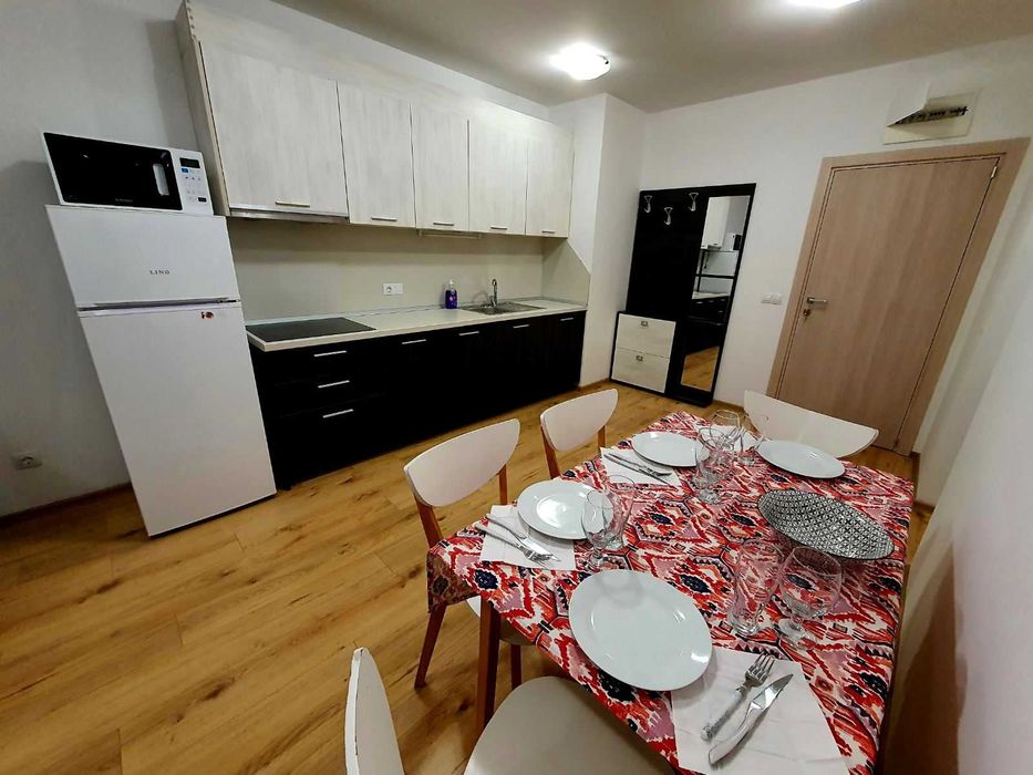 Дава се под наем Двустаен апартамент в Бургас, Сарафово - 65 кв.м за 60 € - Снимка #4