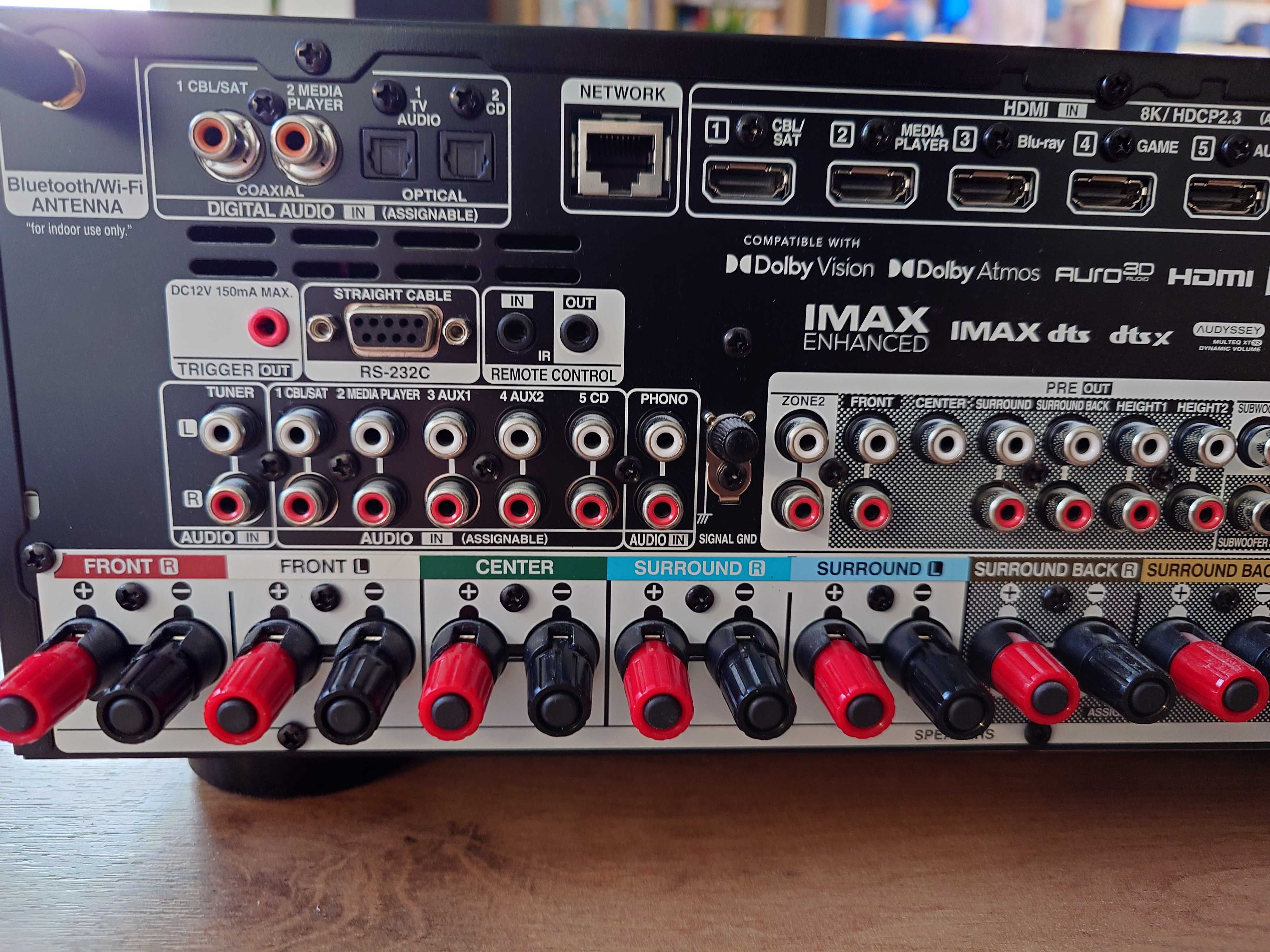 Продавам аудио-видео ресийвър DENON AVC-X3800H с гаранция