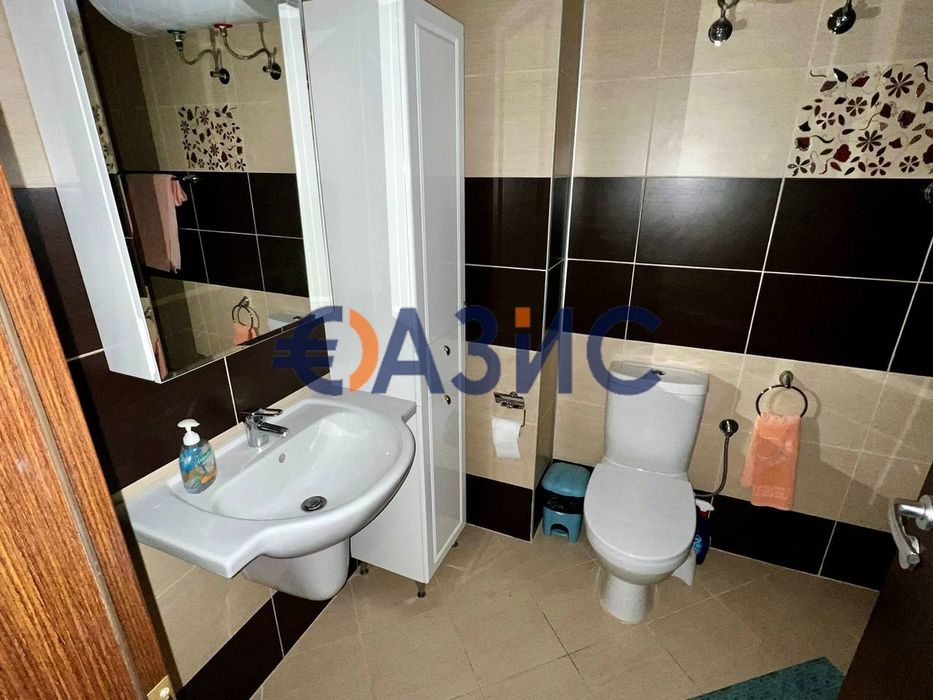 Продава се Тристаен апартамент в к.к. Слънчев бряг - 106 кв.м за 991 €/кв.м - Снимка #11