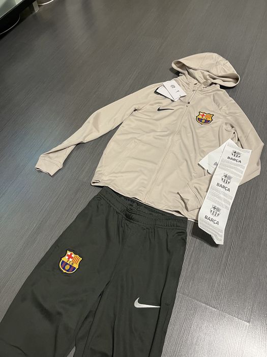 Оригинален анцунг NIKE - BARCELONA