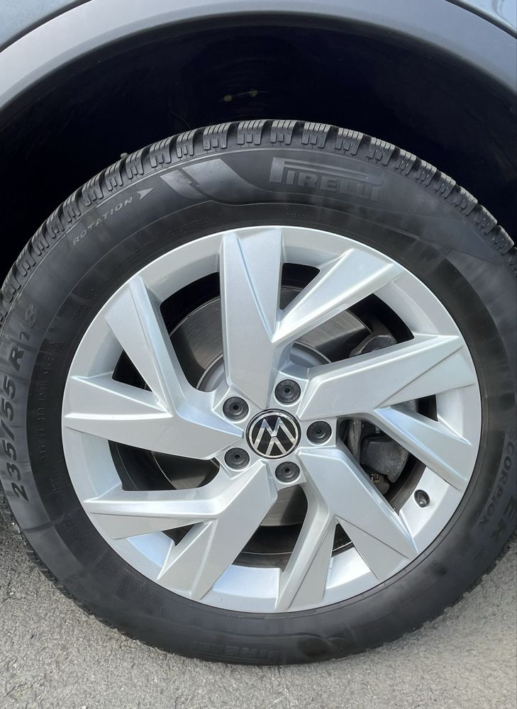 Volkswagen Tiguan R-Line 4Motion 2.0 TSI
