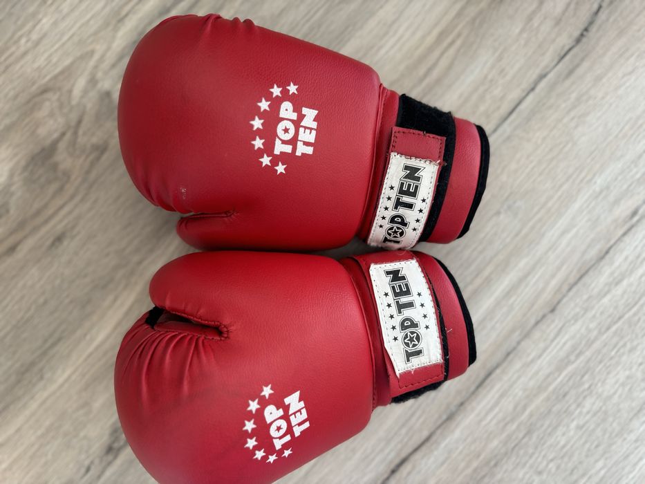 Продам перчатки для бокса детские