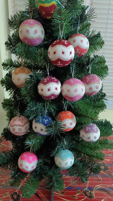 globuri unicat facute manual