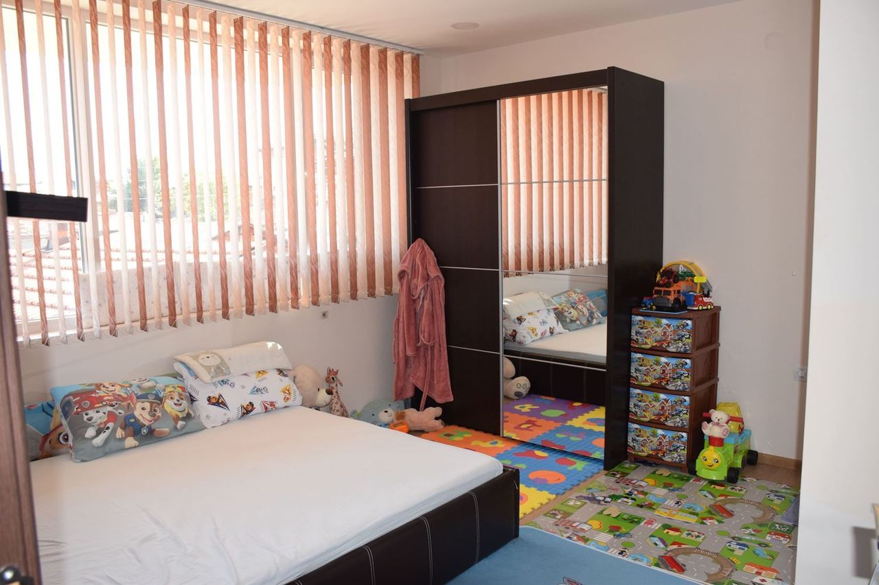 Продава се Къща в София, Красна поляна 2 - 330 кв.м за 1091 €/кв.м - Снимка #8