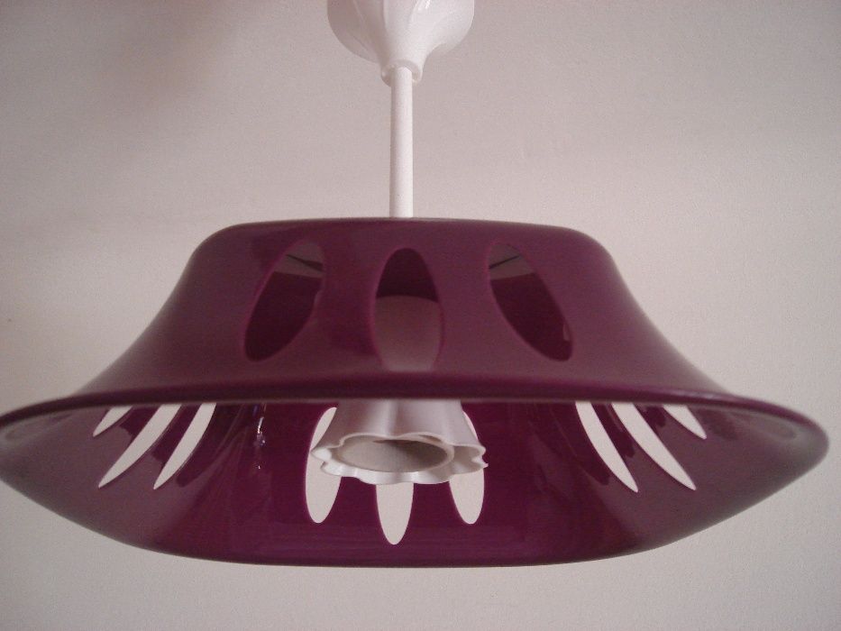 Lustra , lampa iluminat camera copilului sau alte camere din casa