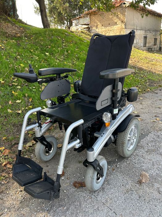 Акумулаторна инвалидна количка Pride R40