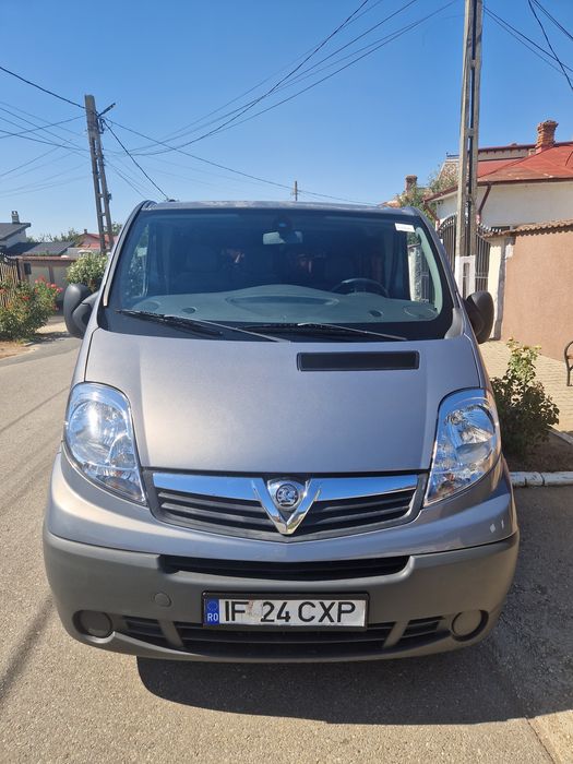 Opel vivaro 8+1 manual