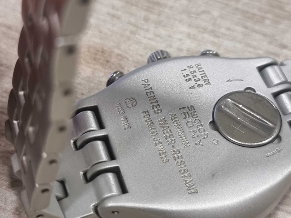 Алуминиев часовник Swatch