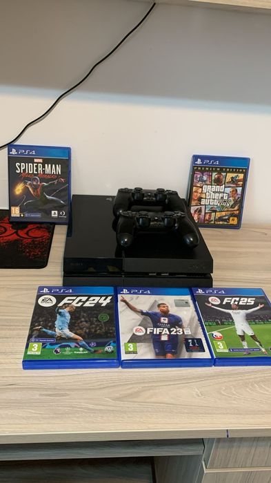 PlayStation 4 + Controller Original + 5 PlayStation 4 + Controller