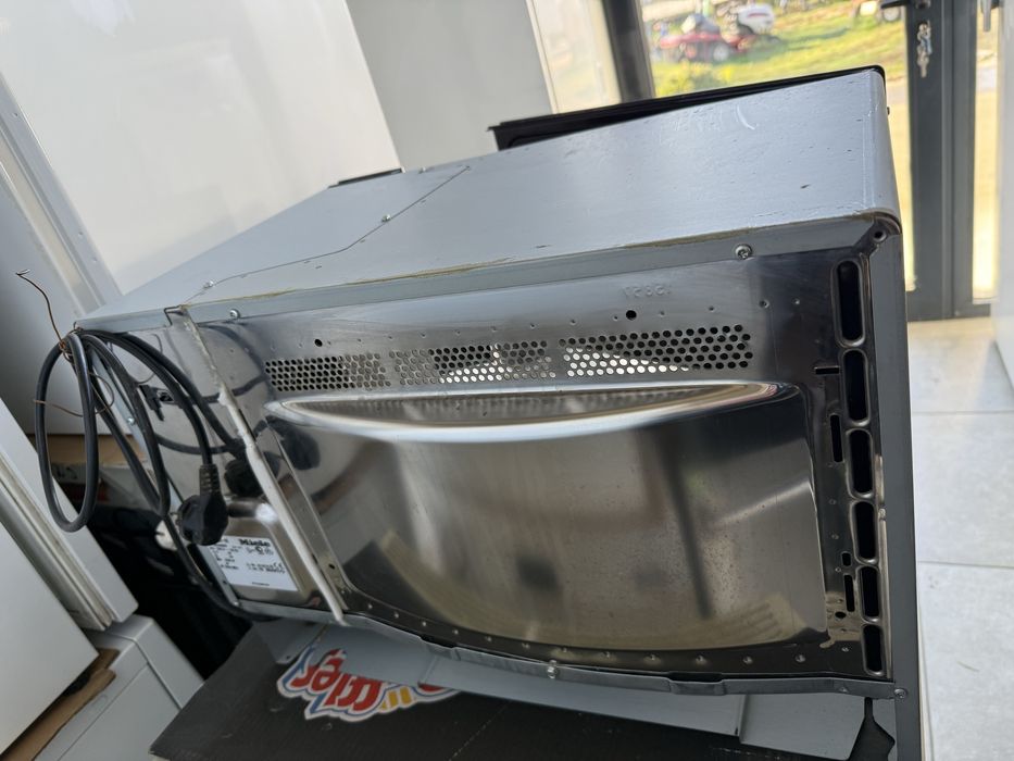 МИкровълнова печка за вграждане Миеле Инокс