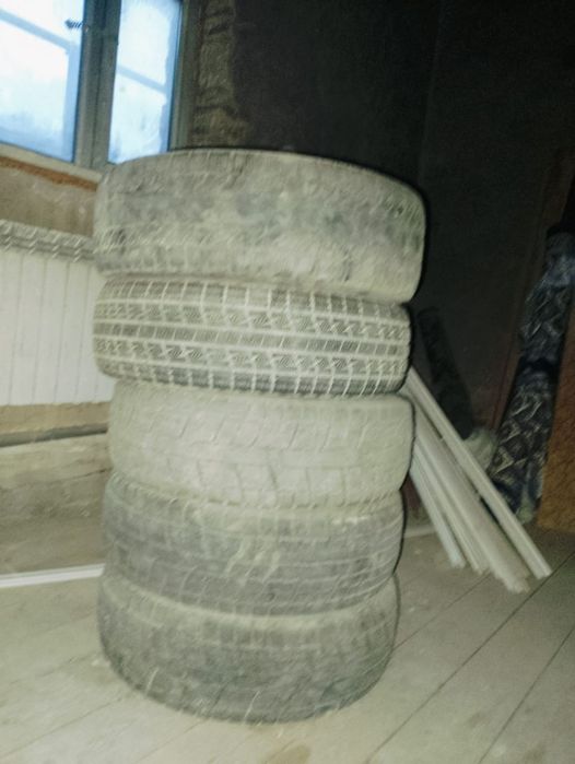 Корейские зимные шины комплект