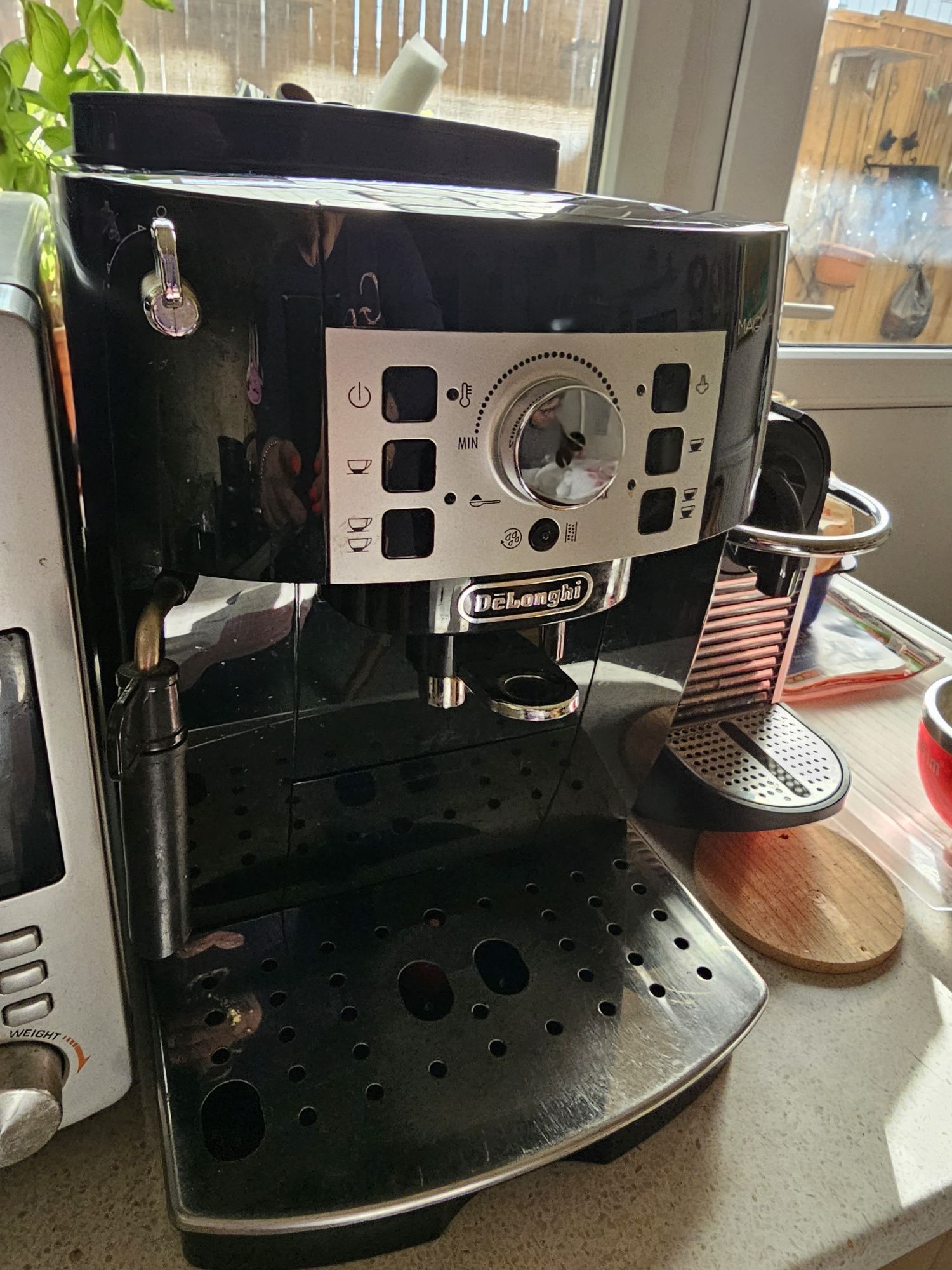 Espressor automat Delonghi Magnifica S