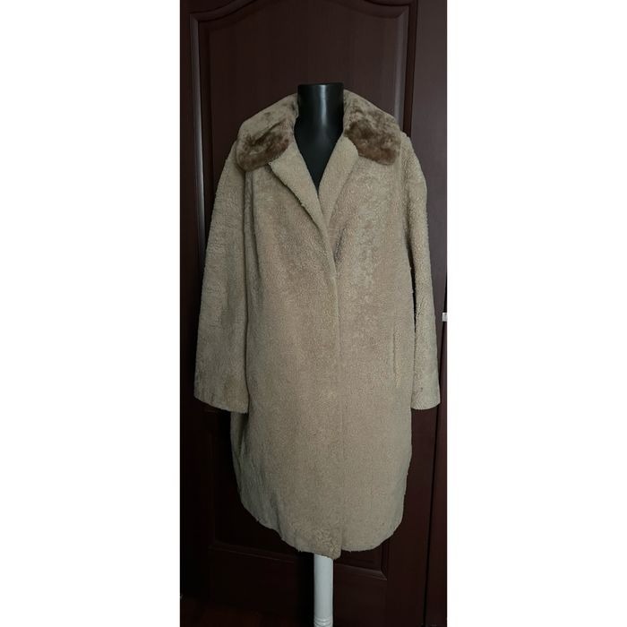 Haina /cojoc de miel cu guler de blana