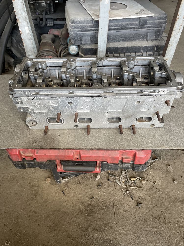 ГЛАВА VW ,Audi,2.0TDI 03L103373J