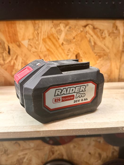 Vând impact Raider Pro