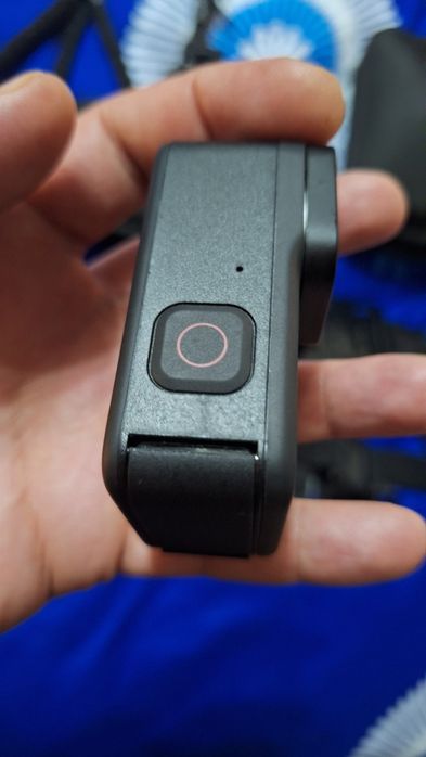 GoPro Hero 10 Black – stare foarte bună , ca nou + 3 baterii noi