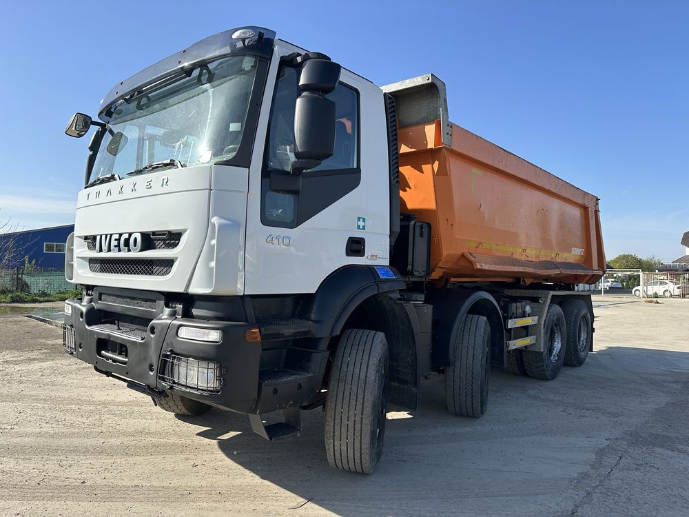 Iveco Trakker 8x4 2010