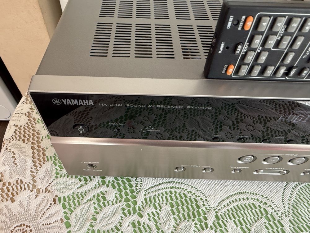 Yamaha RX-V473 като нов
