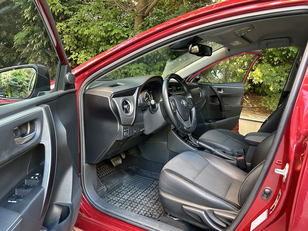 Toyota Corolla 1.6 БЕНЗИН, AUT, 73440 km! ПЪЛНА СЕРВИЗНА ИСТОРИЯ