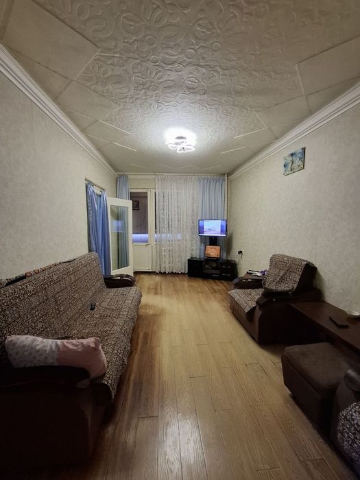 Продаётся 2х комнатная квартира Авиосозлар 2.