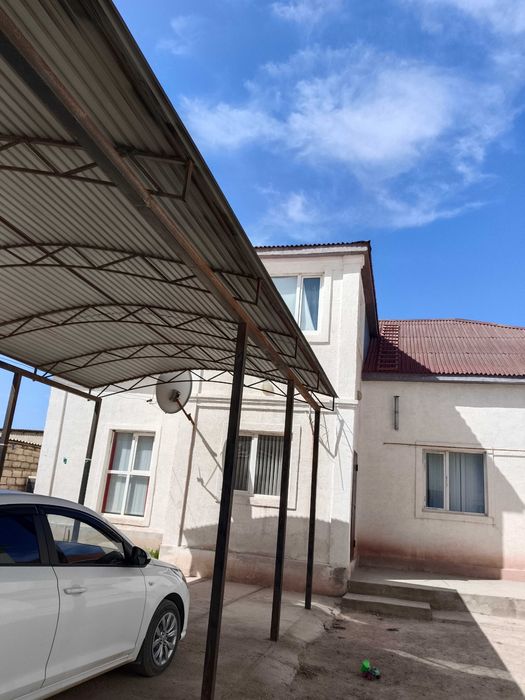 Большой 2-этажный мансардный дом ремонт хороший.