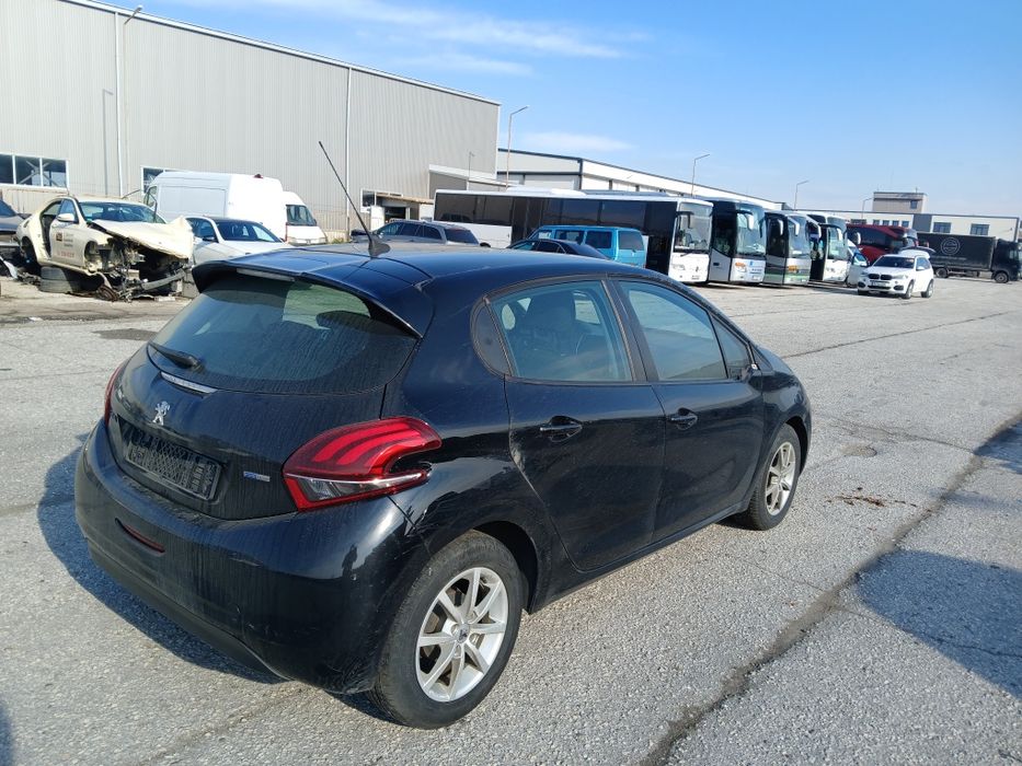 Пежо 208 /1.2/82к/2016г.  НА ЧАСТИ!