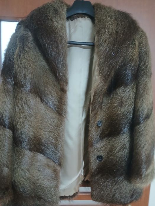 Bunda din blana de nutrie naturala